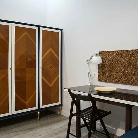 Sant'alfonso Guest house Naples